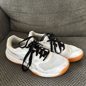 Women’s ASIC Upcourt 2 Volleyball shoes
